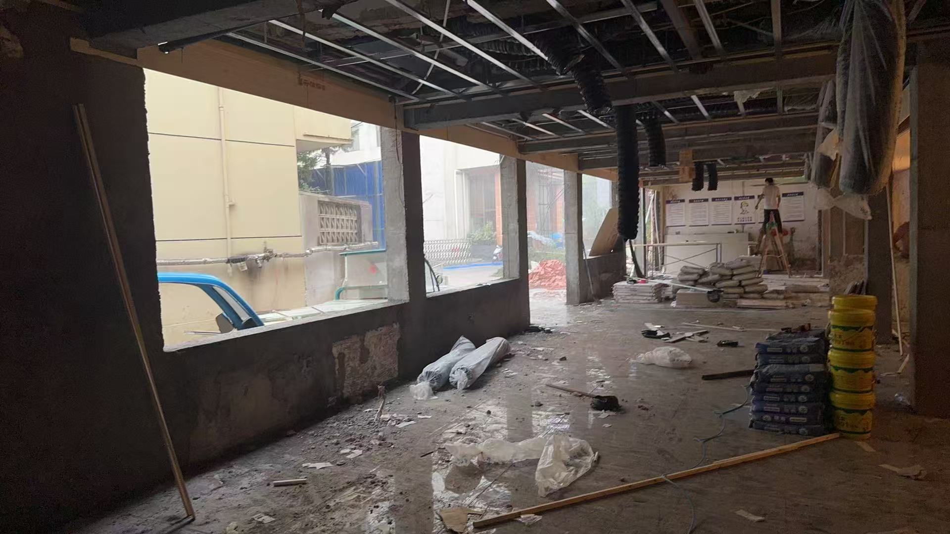 鹤岗市新增大梁立柱墙体改大梁 - 厂家